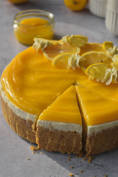 Lemon Curd auf Cheesecake, gelbe frische Topping-Optik