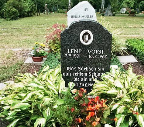 Lene Voigts Grab auf dem Leipziger Südfriedhof