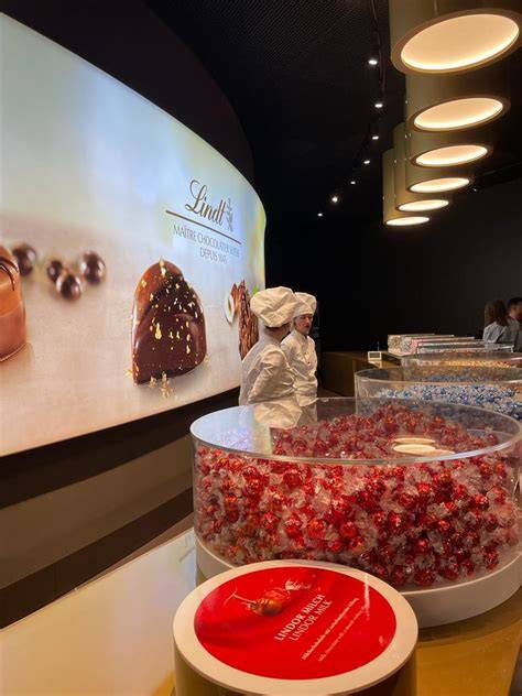 Lindt Schokoladenherstellung - Schweizer Tradition