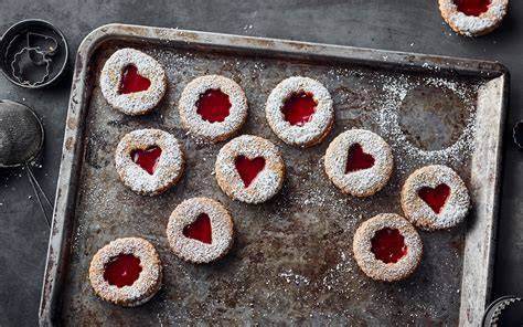 Linzer Plätzchen auf Backblech