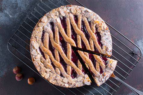 Linzer Torte und Sacher Torte - österreichische Klassiker im Vergleich