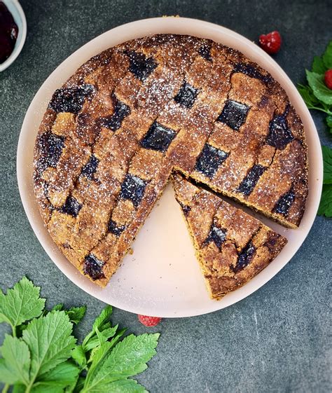 Linzer Torte vegane Version angeschnitten