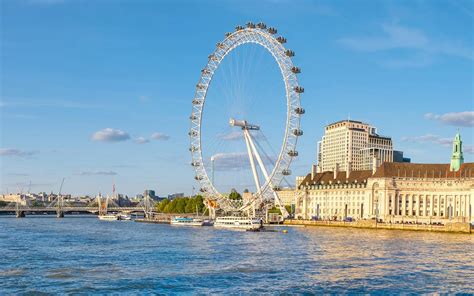 London Eye Schokoladen-Tasting - Skyline mit Pralinen und Prosecco