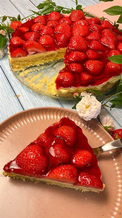 Low Carb Kuchenideen: Erdbeerkuchen, Nussecken, Milchschnitten