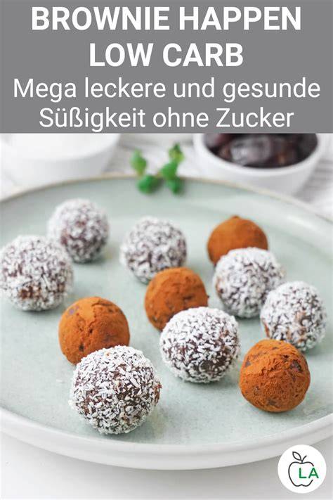 Low Carb Schoko Kugeln auf Teller