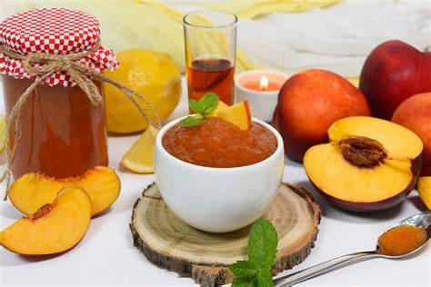 Low-Carb Nektarinen-Marmelade im Glas