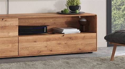Lowboard-GERO-II-Massivholz-Wildeiche