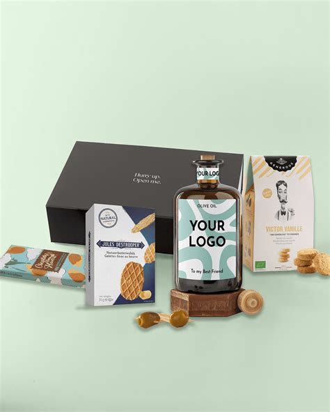 Luxuriöse Holzschachtel mit bedruckter Schokolade und Logo