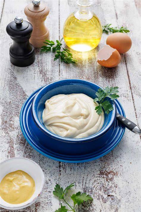 Mögliche Zutaten: Mayonnaise für Quarkmasse