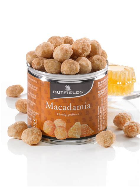 Macadamia-Nüsse mit Honig-Karamell beschichtet