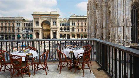Mailand-Stadtbild mit Restaurants
