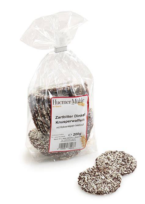 Makronen-Varianten: pur, mit Kokosraspeln, mit Zartbitterschokolade