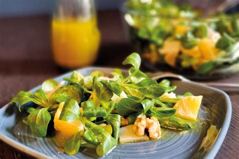 Mango Feldsalat mit Feta und Honig Senf Dressing