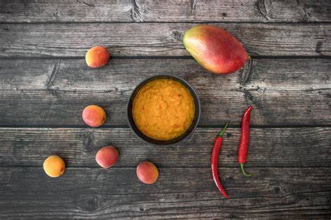 Mango-, Aprikosen- und Johannisbeer-Marmelade im Vergleich