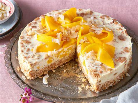 Mango-Käsekuchen mit Kokosraspeln