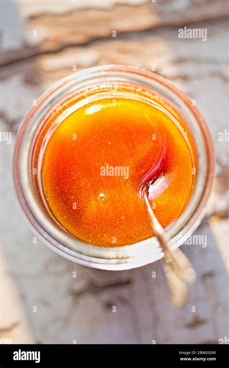 Manuka Honig Glas mit Löffel