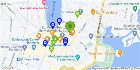 Map: Lage Friedrichstraße, Marktplatz und Schloss-Umgebung in Schwerin