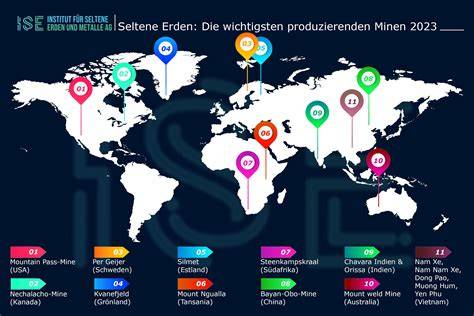 Mappe mit Hinweisen: Weltläden und REWE-Standorte mit GEPA-Produkten
