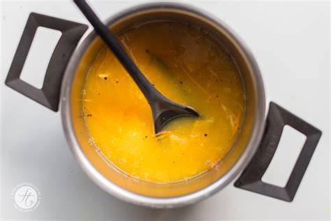 Marmelade kocht im Topf