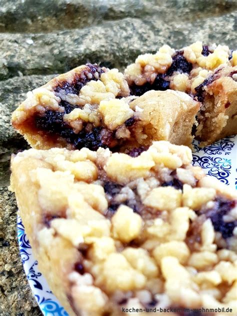 Marmeladenkuchen mit Streuseln