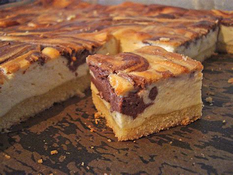 Marmorierter Oreo-Käsekuchen mit Puddingfüllung