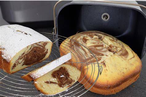 Marmorkuchen im Brotbackautomaten frisch gebacken