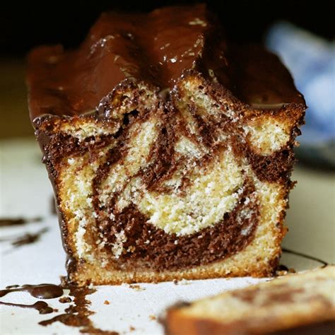 Marmorkuchen-Anschnitt mit typischer Marmorierung