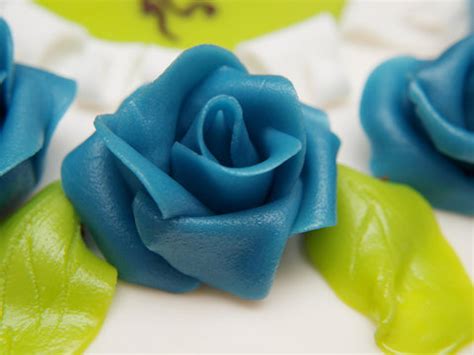 Marzipanrosen, Fondantfiguren, Ausstecher und Farben