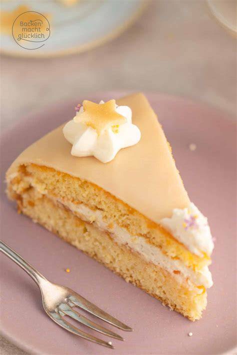 Marzipantorte, Dekoration und Anschnitt