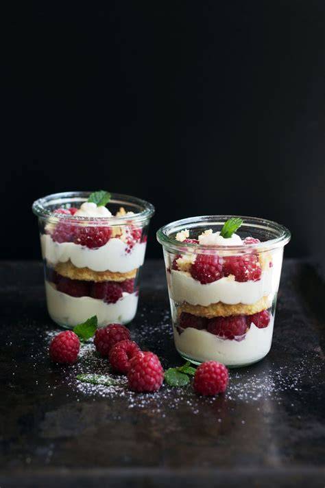 Mascarpone-Dessert im Glas