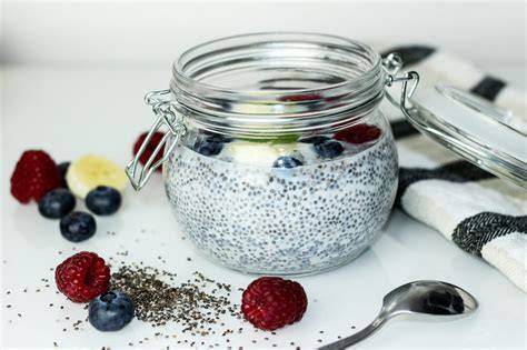 Meal Prep: Chia Pudding im Glas mit Topping