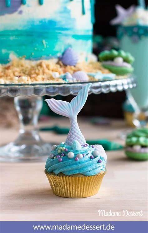 Meerjungfrauen-Cupcakes mit Fondant-Flossen