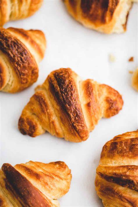 Mehrlagiger Teig bei veganen Croissants