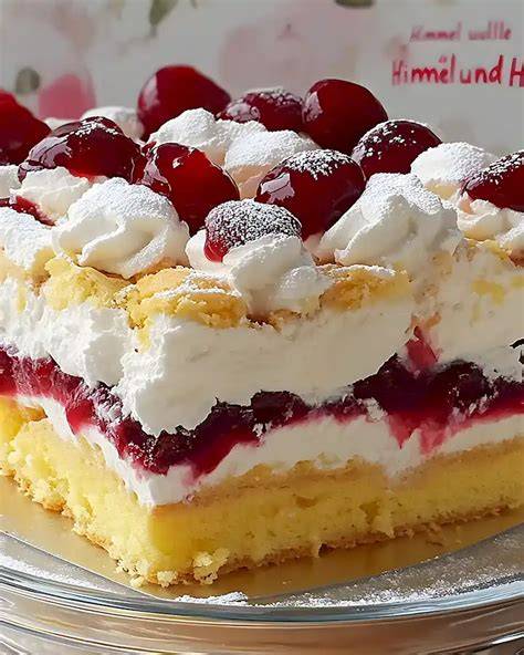 Mehrschichtige Spanisch-Vanill mit Arrak-Tränke und Vanillecreme