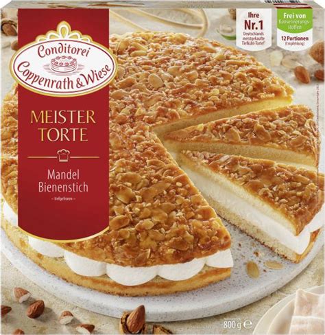 Meistertorte Mandel-Bienenstich auf Servierplatte mit Stück