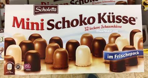 Mini‑Schokoküsse und Quark auf Holzuntergrund