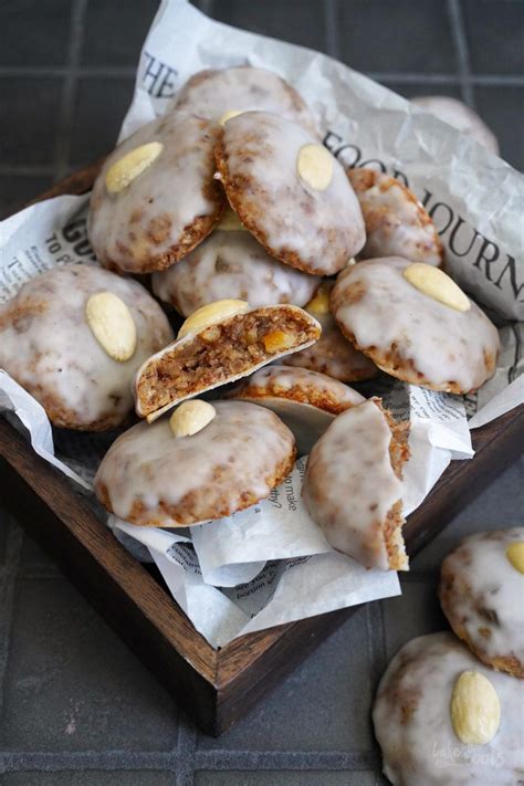 Mini Elisenlebkuchen fertig zum Servieren