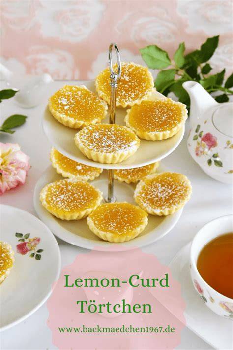Mini Lemon Curd Törtchen auf Etagere