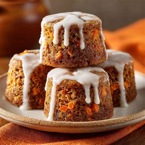 Mini-Bundt-Figgy-Cakes mit Glasur