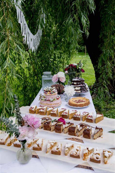 Mini-Kuchen auf Buffet