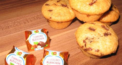 Mini-Muffins mit Ferrero Küsschen im Inneren