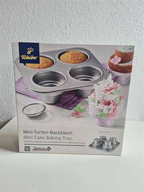 Mini-Torten auf Backblech