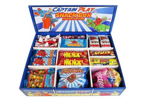 Mix aus süßen Mini-Schokoladen und salzigen Snacks