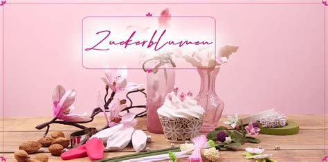Modellierte Zuckerblumen und Figuren aus Fondant und Blütenpaste