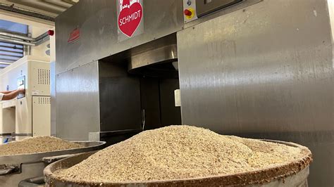 Moderne Produktionshalle bei Schmidt Lebkuchen