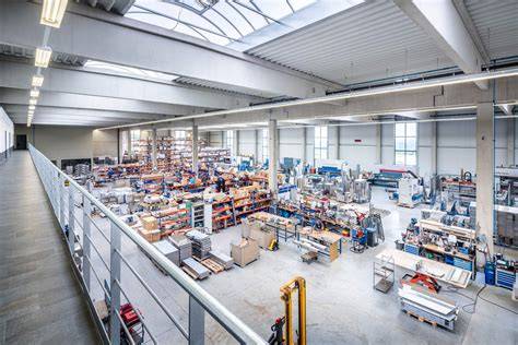 Moderne Produktionshalle und Lager der wiederbelebten Stühmer-Marke