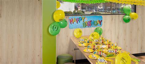 Mottotisch und Dekoration für Kindergeburtstag bei McDonalds