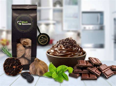 Mousse au Chocolat mit schwarzem Knoblauch - Textur und Serviervorschlag
