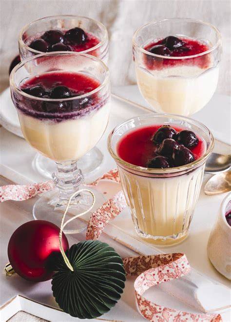Mousse mit Kirschkompott und Vanille: festliche Variante