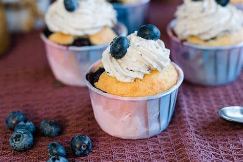 Muffins mit Frischkäse-Topping
